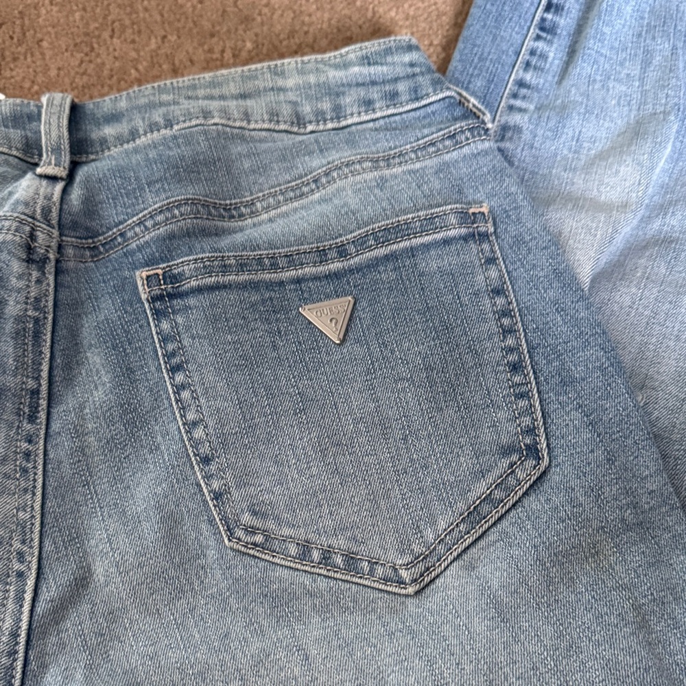 GUESS Jeans - Picture 3 of 3